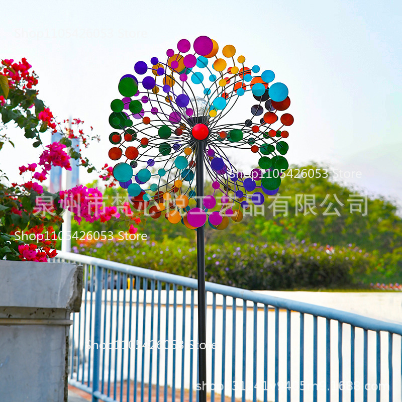 Outdoor Solar-Powered Windmill - Color Changing Outdoor recension och pris